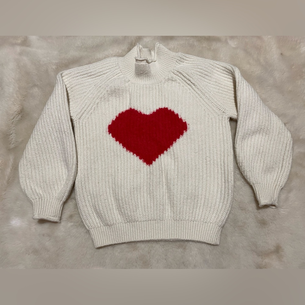 Old Navy Cream Turtleneck kids girl 
Sweater with Red Heart